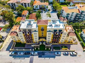 322 Madeira Ave 405, Coral Gables FL 33134