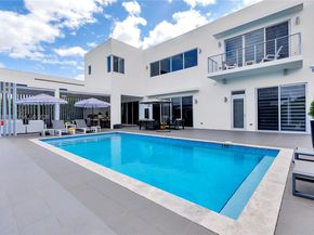 16631 Sunset Way, Weston FL 33326