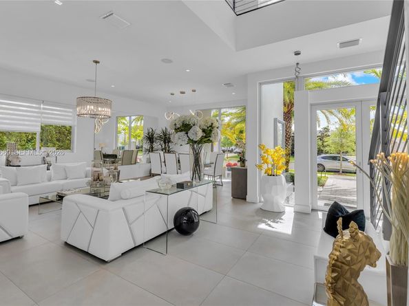 16631 Sunset Way, Weston FL 33326
