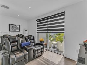 16631 Sunset Way, Weston FL 33326