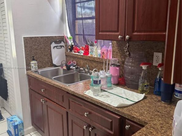 16255 SW 303rd St, Homestead FL 33033