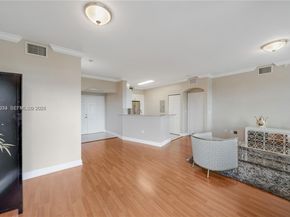 9021 SW 94th St 509, Miami FL 33176