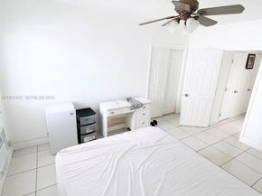 6895 Byron Ave 207, Miami Beach FL 33009
