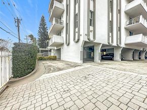 7133 Bay Dr 705, Miami Beach FL 33141