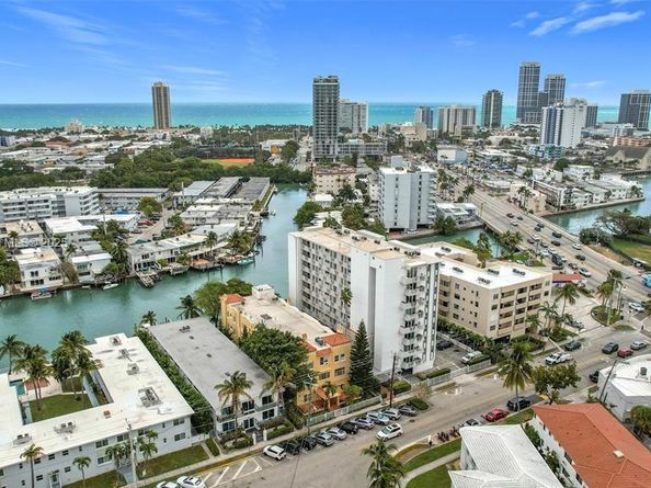 7133 Bay Dr 705, Miami Beach FL 33141