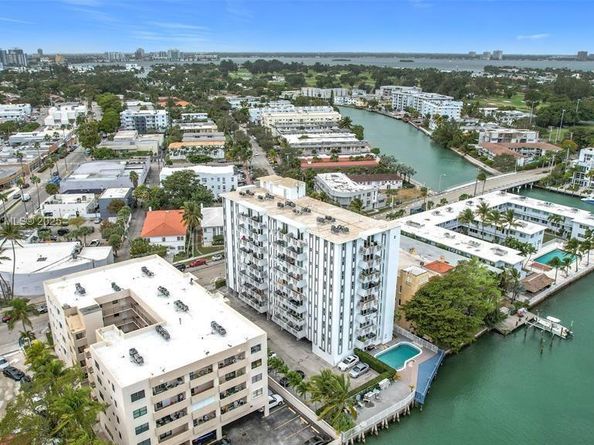 7133 Bay Dr 705, Miami Beach FL 33141