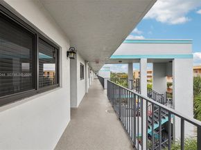 4725 E Lucerne Lakes Blvd E 405, Lake Worth FL 33467