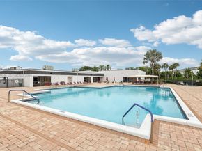 4725 E Lucerne Lakes Blvd E 405, Lake Worth FL 33467