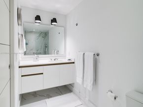 19152 Fisher Island Dr 19152, Miami Beach FL 33109