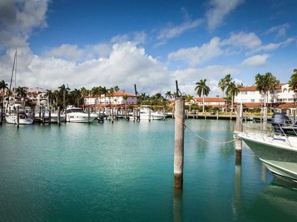 19152 Fisher Island Dr 19152, Miami Beach FL 33109