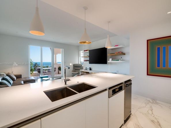 19152 Fisher Island Dr 19152, Miami Beach FL 33109