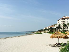 19152 Fisher Island Dr 19152, Miami Beach FL 33109