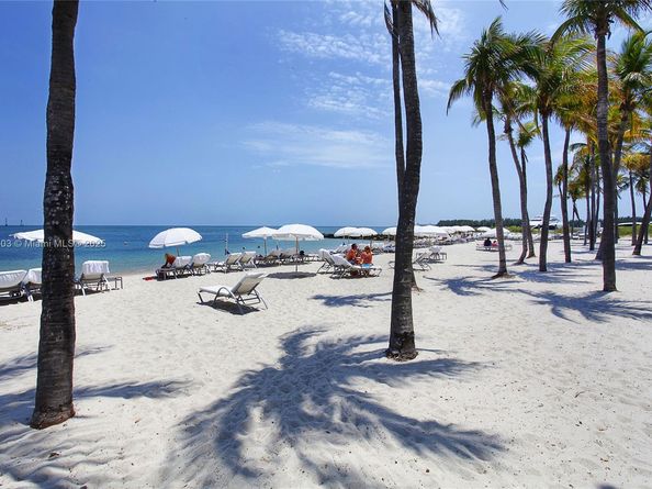 19152 Fisher Island Dr 19152, Miami Beach FL 33109