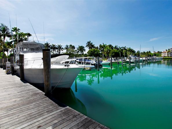 19152 Fisher Island Dr 19152, Miami Beach FL 33109