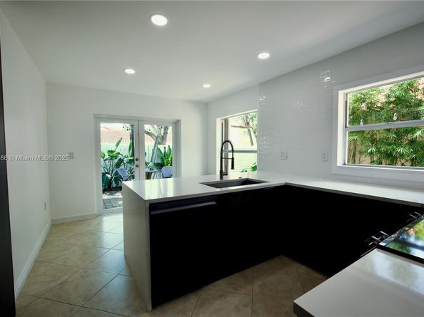 4420 NW 61st Pl, Coconut Creek FL 33073