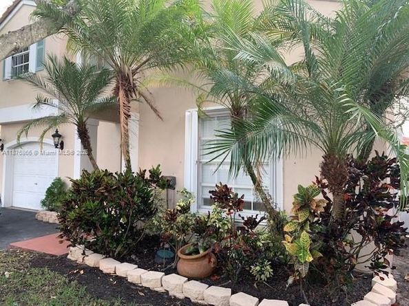 4420 NW 61st Pl, Coconut Creek FL 33073