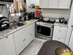 5350 NW 183rd St, Miami Gardens FL 33055