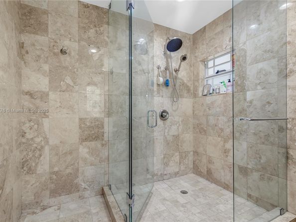 5130 SW 99th Ave, Miami FL 33165