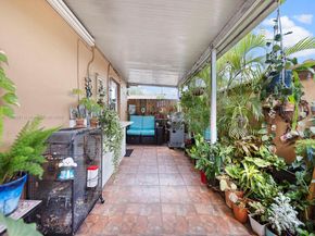 911 E 14th Pl, Hialeah FL 33010