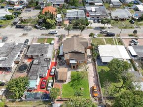 911 E 14th Pl, Hialeah FL 33010