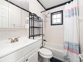 911 E 14th Pl, Hialeah FL 33010