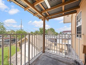911 E 14th Pl, Hialeah FL 33010