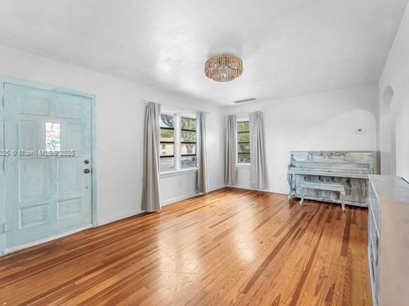 610 S N Street, Lake Worth FL 33460