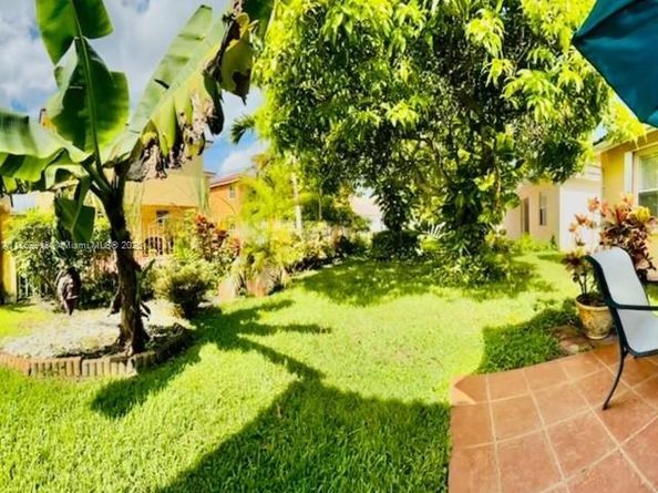 12899 SW 27th St, Miramar FL 33027