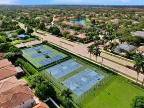 12899 SW 27th St, Miramar FL 33027