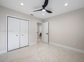 4932 NW 173rd Dr, Miami Gardens FL 33055