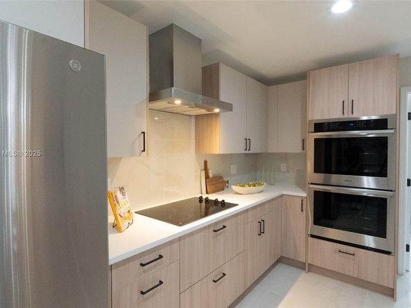 4932 NW 173rd Dr, Miami Gardens FL 33055