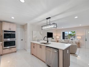 4932 NW 173rd Dr, Miami Gardens FL 33055