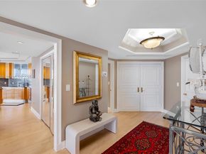 2600 Island Blvd 301, Aventura FL 33160