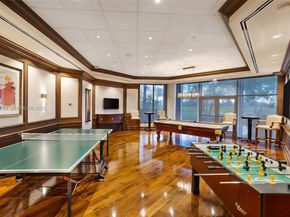 2600 Island Blvd 301, Aventura FL 33160