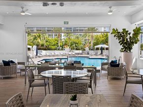 2600 Island Blvd 301, Aventura FL 33160