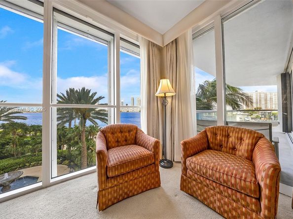 2600 Island Blvd 301, Aventura FL 33160