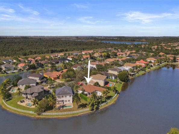 3311 SW 194th Ter, Miramar FL 33029