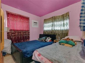 69 NW 5th St, Homestead FL 33030