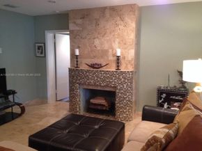 324 La Villa Dr, Miami Springs FL 33166