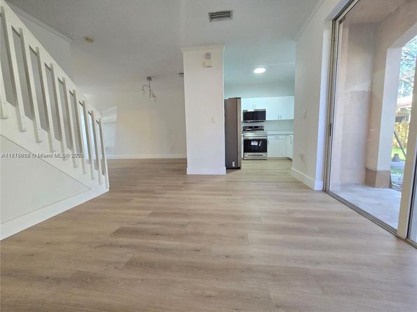 129 Riverwalk Cir 129, Sunrise FL 33326