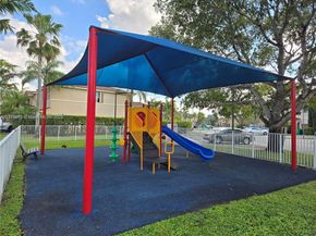 129 Riverwalk Cir 129, Sunrise FL 33326