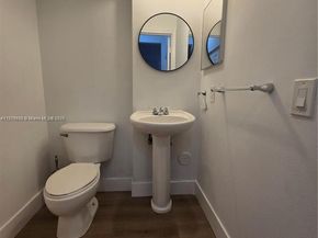129 Riverwalk Cir 129, Sunrise FL 33326