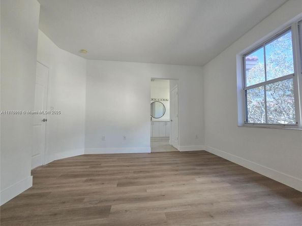 129 Riverwalk Cir 129, Sunrise FL 33326