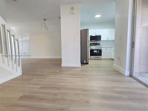129 Riverwalk Cir 129, Sunrise FL 33326