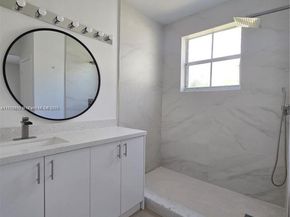 129 Riverwalk Cir 129, Sunrise FL 33326