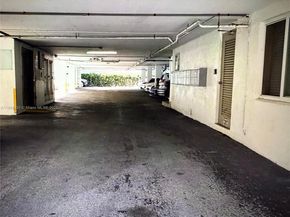 910 Michigan Ave 305, Miami Beach FL 33139