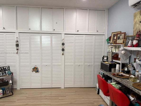 12951 NW 8th St, Miami FL 33182