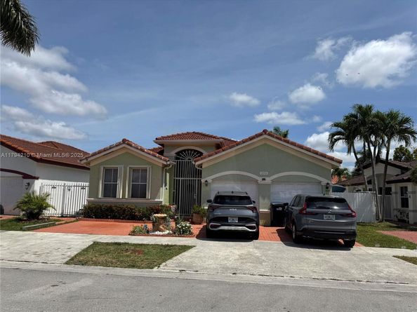 12951 NW 8th St, Miami FL 33182