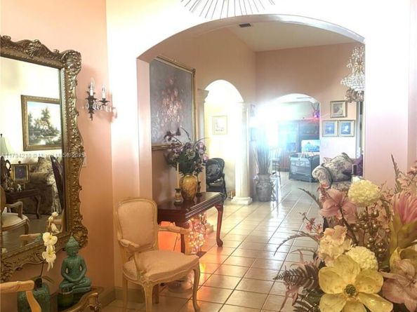 12951 NW 8th St, Miami FL 33182