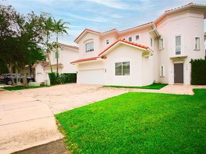 7064 NW 113th Pl, Doral FL 33178